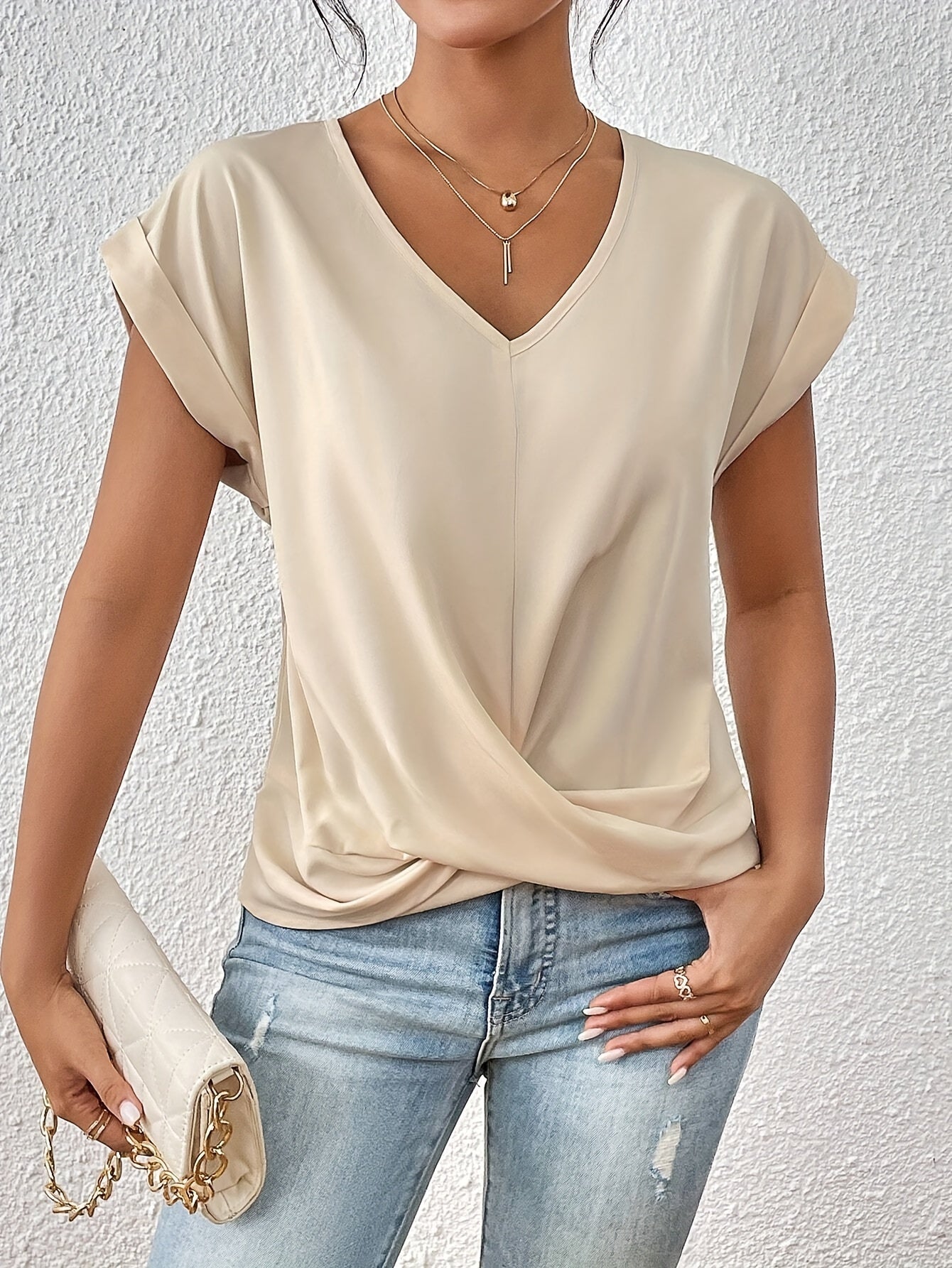 Leblanc™ | T-shirt décontracté avec col en V doux
